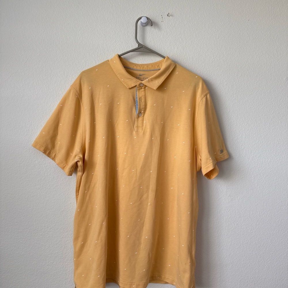 Men's Yellow Nike dri fit Shirt